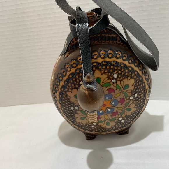 Vintage Handmade Folk Art Ornate Pyrography Wood Wine Flask 10 Inch - Picture 4 of 9
